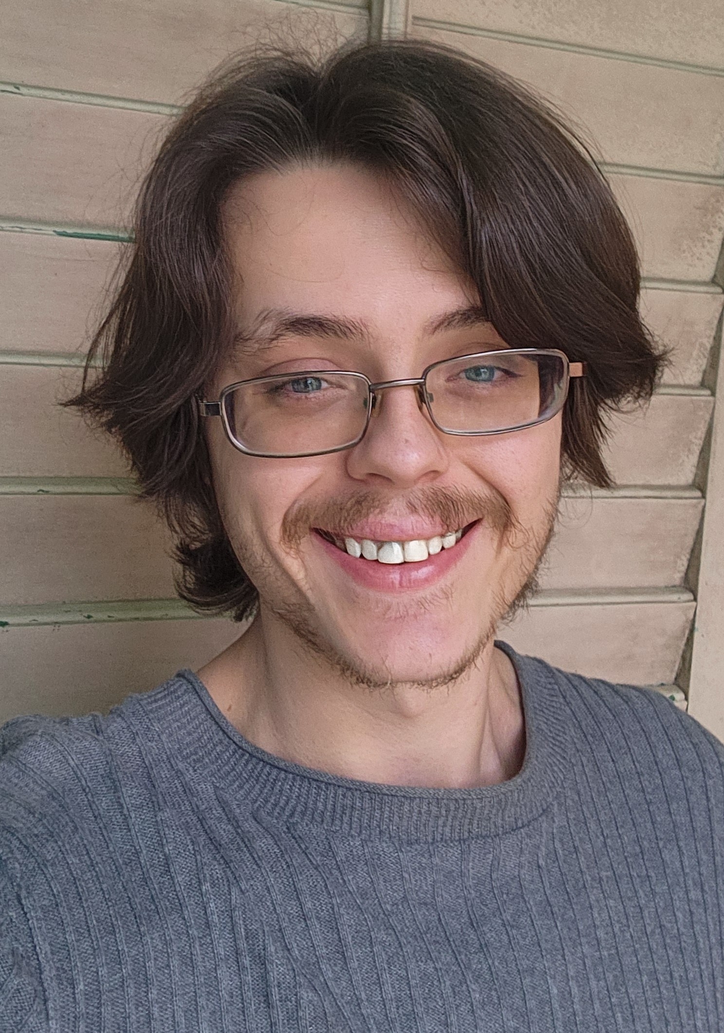 A professional photo of the site owner